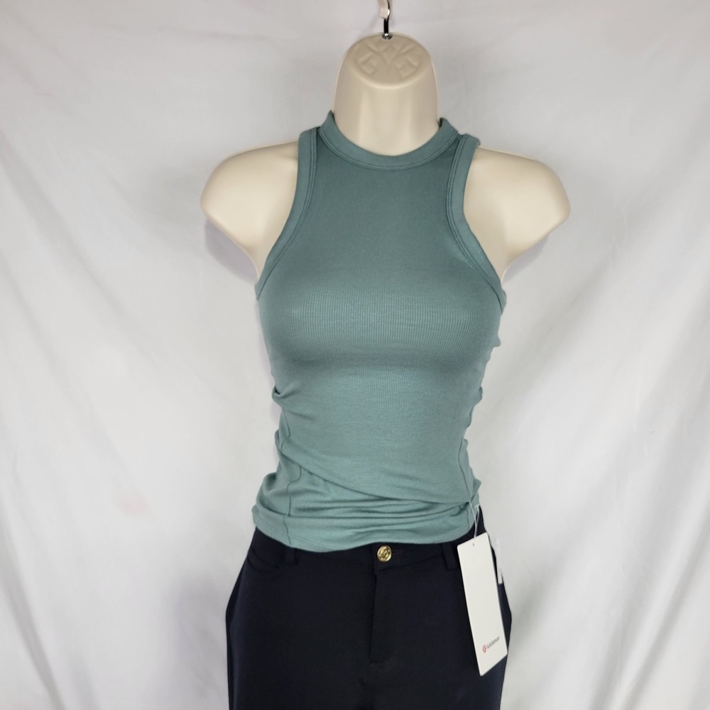 Lululemon Hold Tight Cr Tank Top Women's Size 0 Sage Stretch Lightweight Ribbed